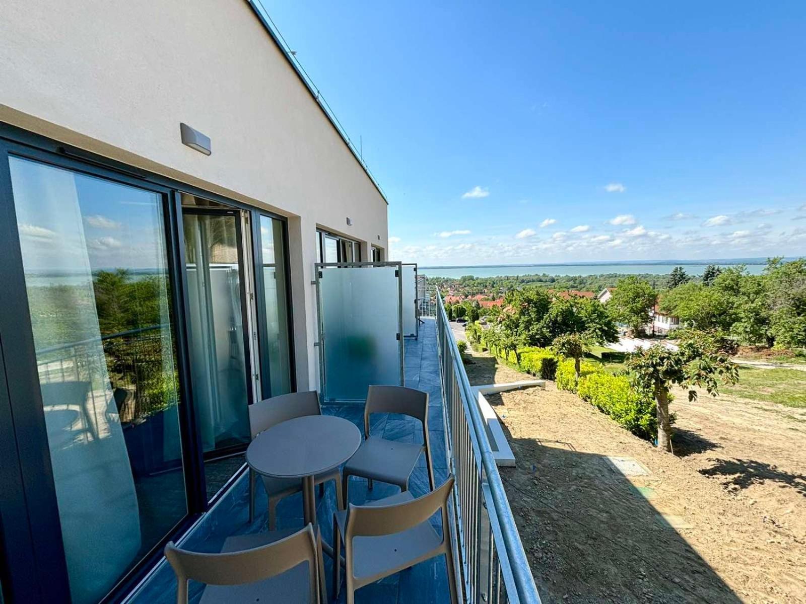 Zenit Wellness Balaton Hotel