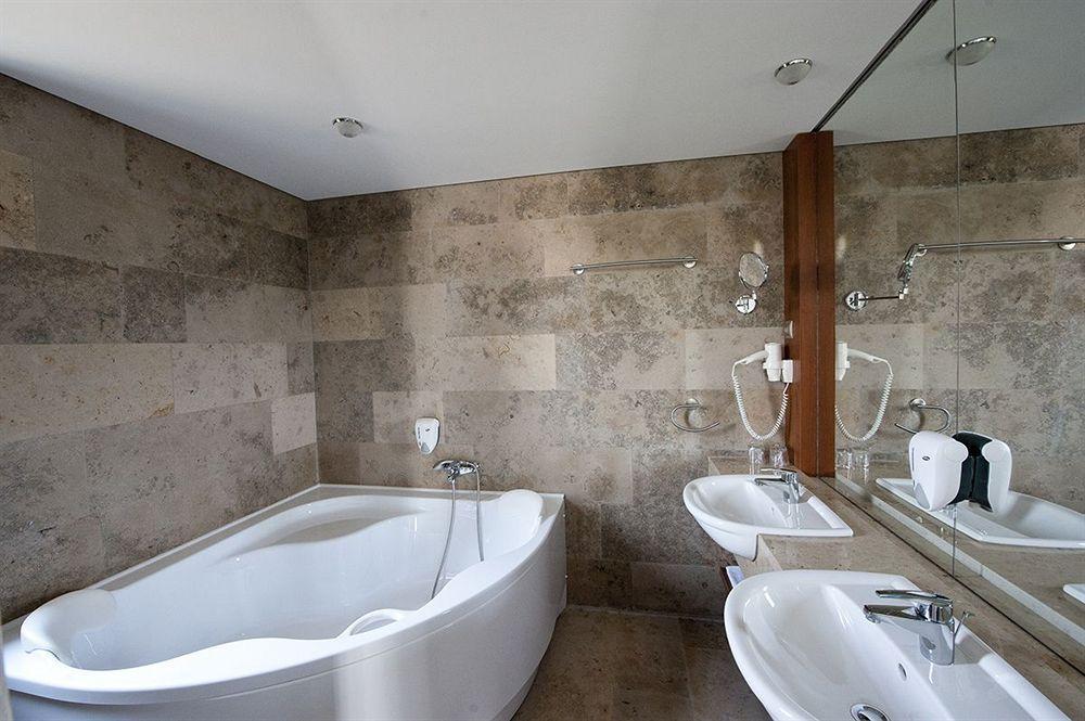 Zenit Wellness Balaton Hotel