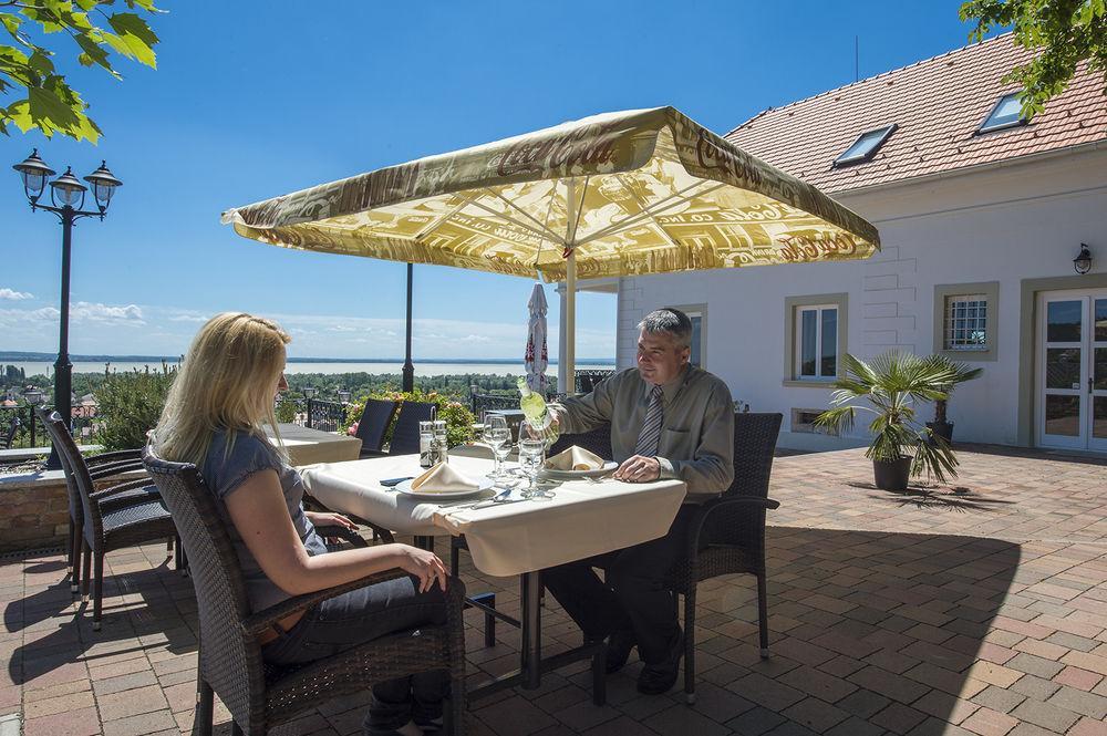 Zenit Wellness Balaton 4* Vonyarcvashegy